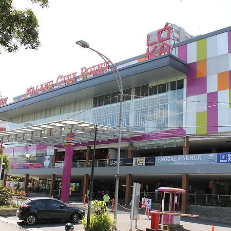 The Himana Malang Hotel Exterior photo